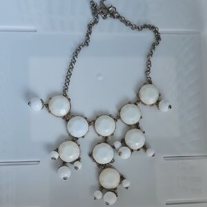 Vintage Elegant White Statement Necklace Adjustable 16"-19"